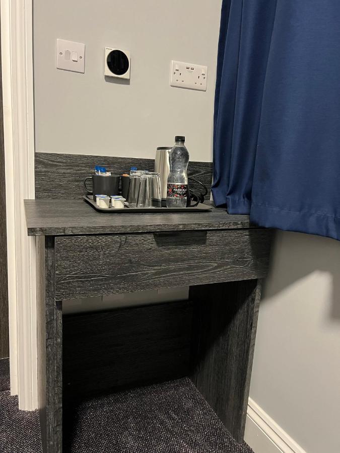 אילפורד Blue Sapphire Hotel מראה חיצוני תמונה